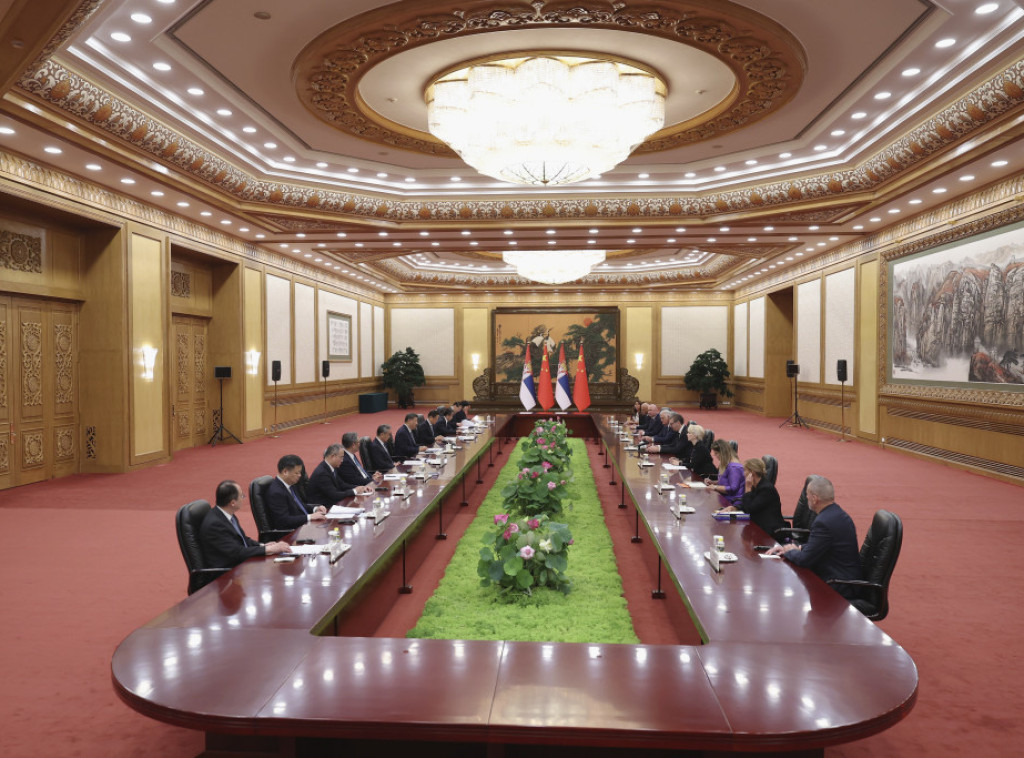 Kineski mediji kao udarnu vest objavili da su se Vučić i Si sastali