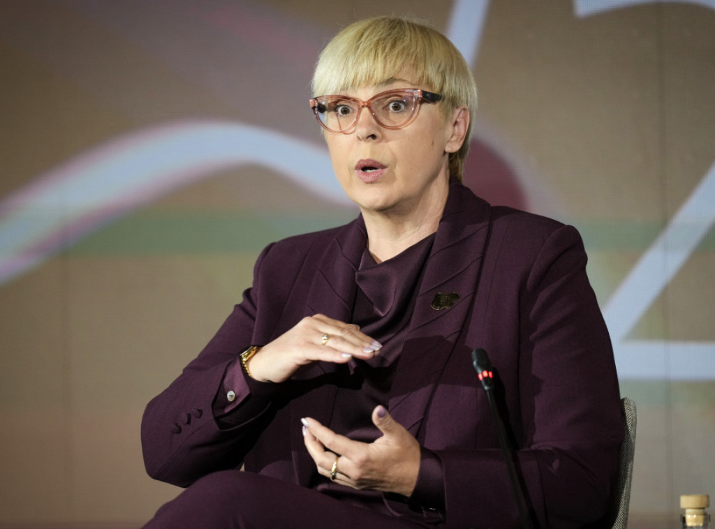 Pirc Musar: Aplauzi na govore državnika su čista pristojnost