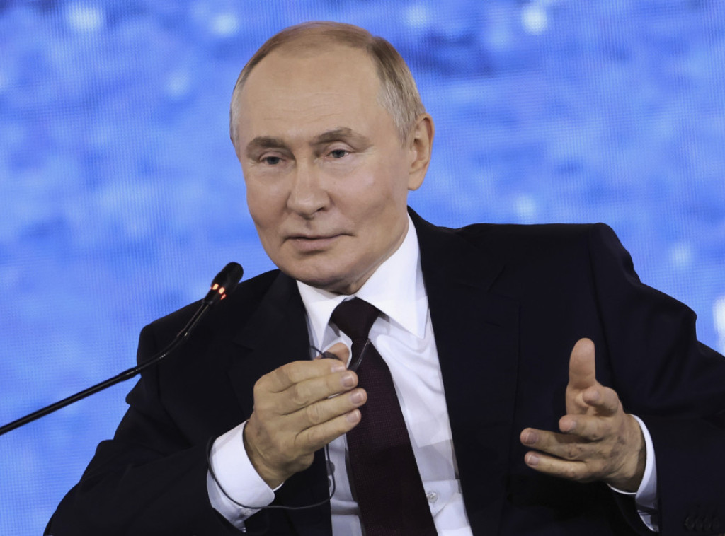 Putin se našalio na račun poređenja Rusije sa medvedom