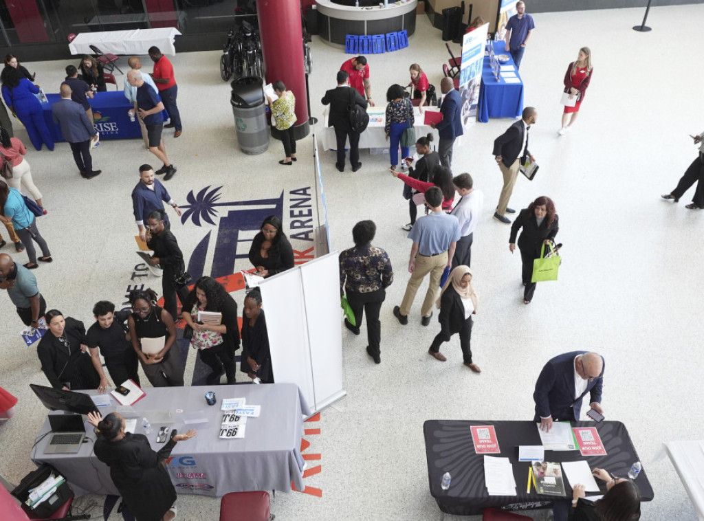 Američko tržište rada posustalo u avgustu, nezaposlenost najviša za četiri godine