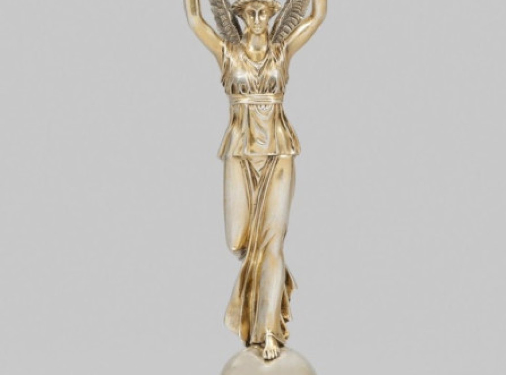 Ministarstvo kulture na onlajn aukciji otkupilo svećnjak sa dvora dinastije Obrenović