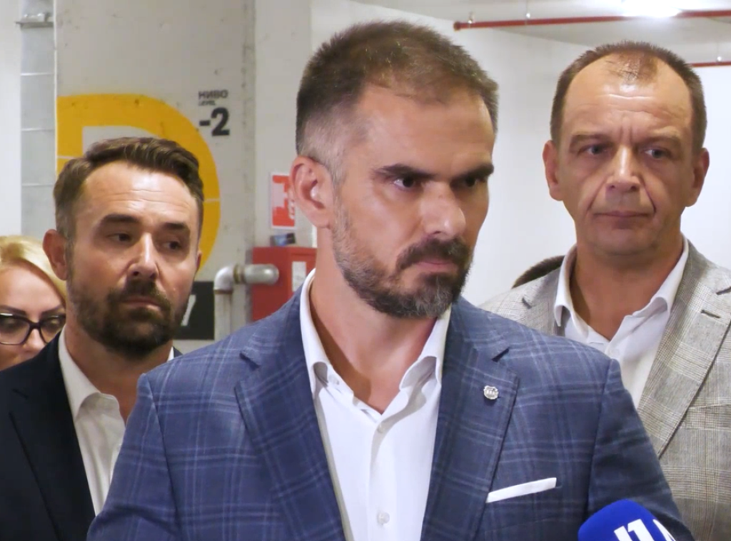 Žarko Mićin: Izvesno da spomenik žrtvama pada nadstrešnice neće biti izrađen do 1. novembra