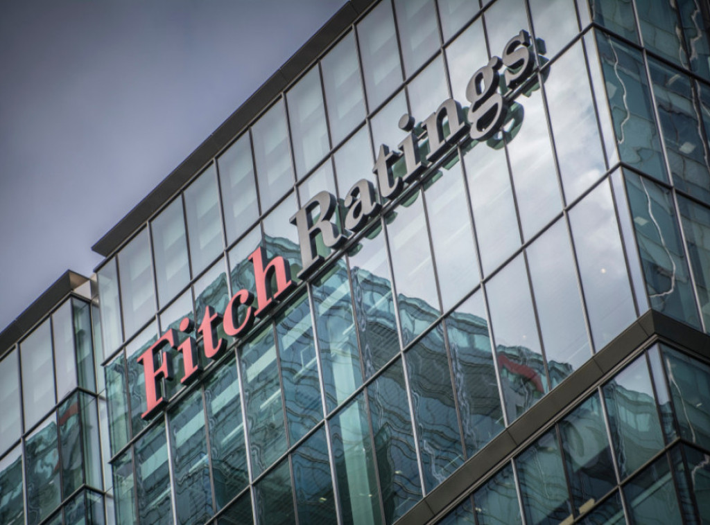 Fič snizio kreditni rejting Francuske usred političkih previranja