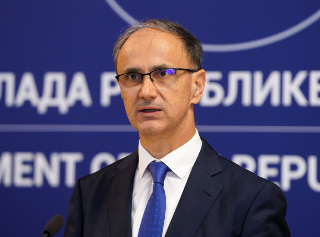 Premijer Macut najoštrije osudio svaki oblik nasilja i vandalizma