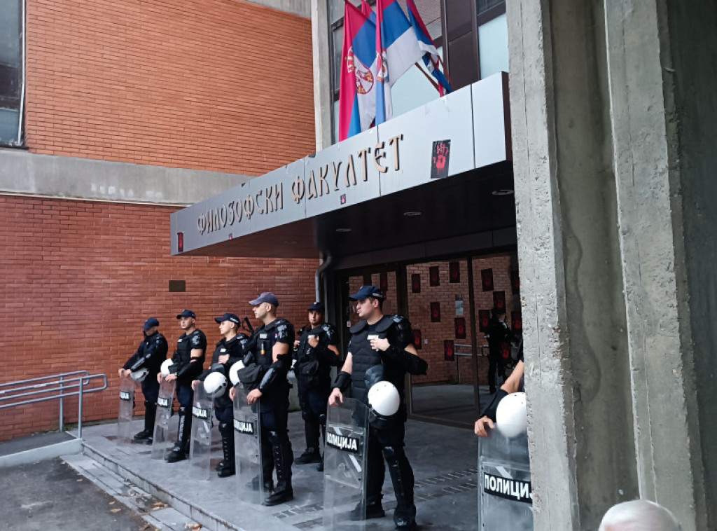 Na Filozofskom fakultetu u Novom Sadu od sutra ispitni rok, policija ujutru izlazi