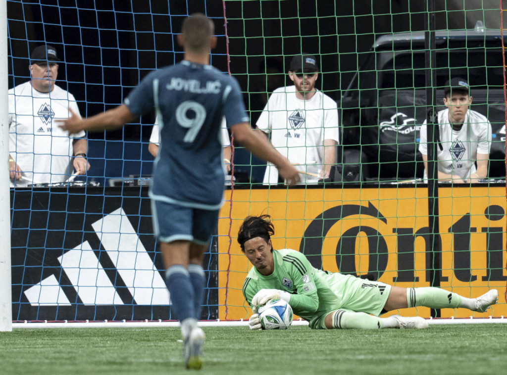 Srpski fudbaler Dejan Joveljić strelac za Sporting u porazu od Ostina