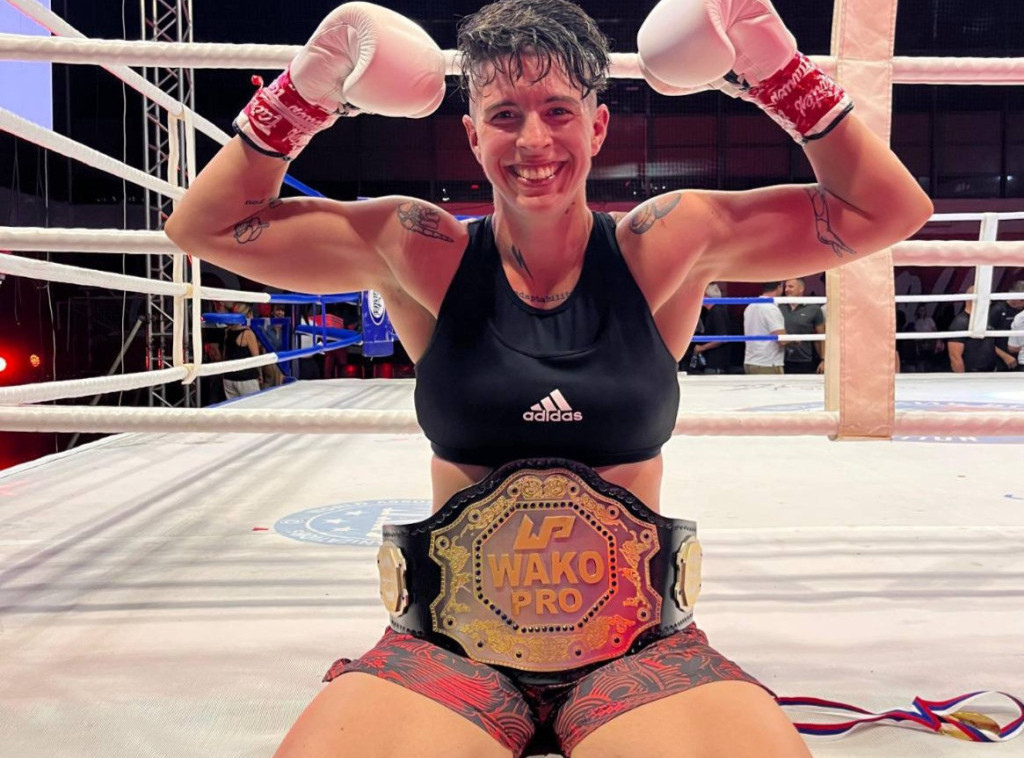 Srpska kik-bokserka Aleksandra Krstić šampionka sveta u WAKO Pro verziji