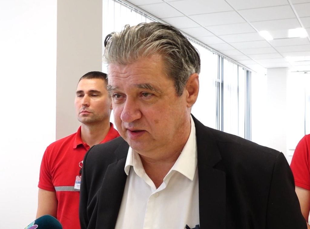 Bogdan Živanović: Otkaz za troje zaposlenih, odbili povređenim članovima SNS da pruže pomoć