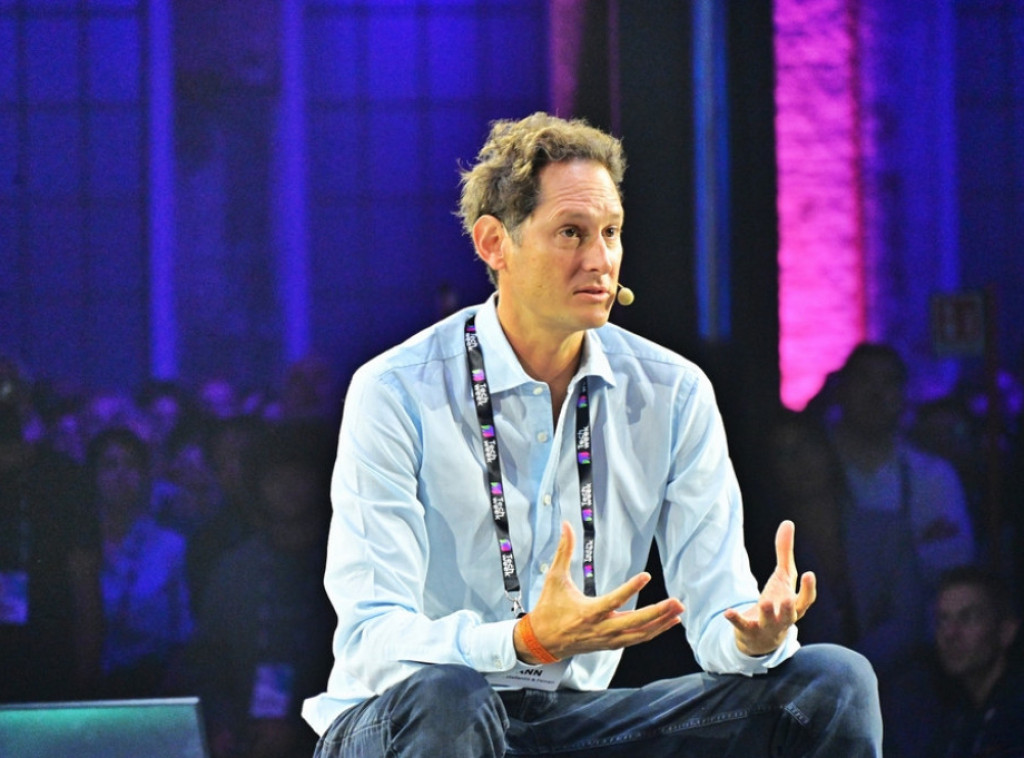 Predsednik Ferarija Elkan pristao na društveno-koristan rad u sporu oko utaje poreza