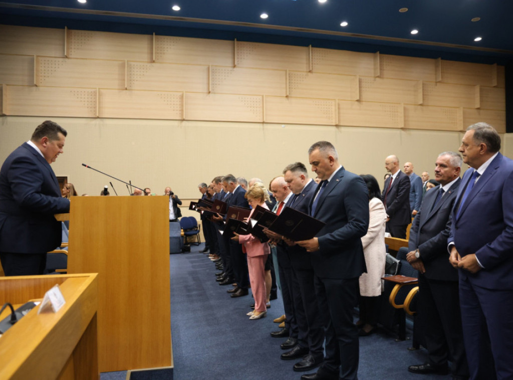 Nova Vlada Republike Srpske danas preuzima dužnost
