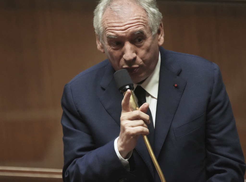 Bajru zvanično podneo ostavku Makronu