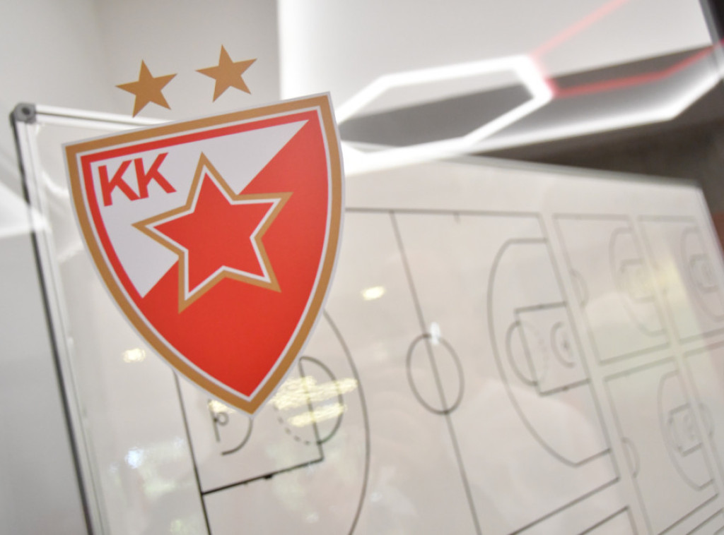 Košarkaši Crvene zvezde pobedili osvajača Evrolige Fenerbahče na turniru na Kritu