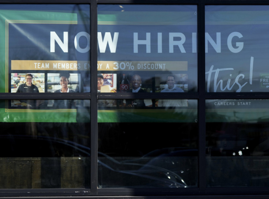 Stopa nezaposlenosti u Velikoj Britaniji porasla je na četvorogodišnji maksimum od 5,1 odsto