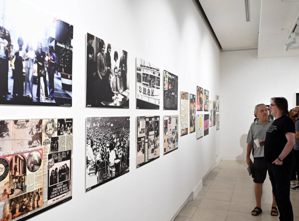 Otvorena izložba o rok grupi Smak u Domu omladine Beograda