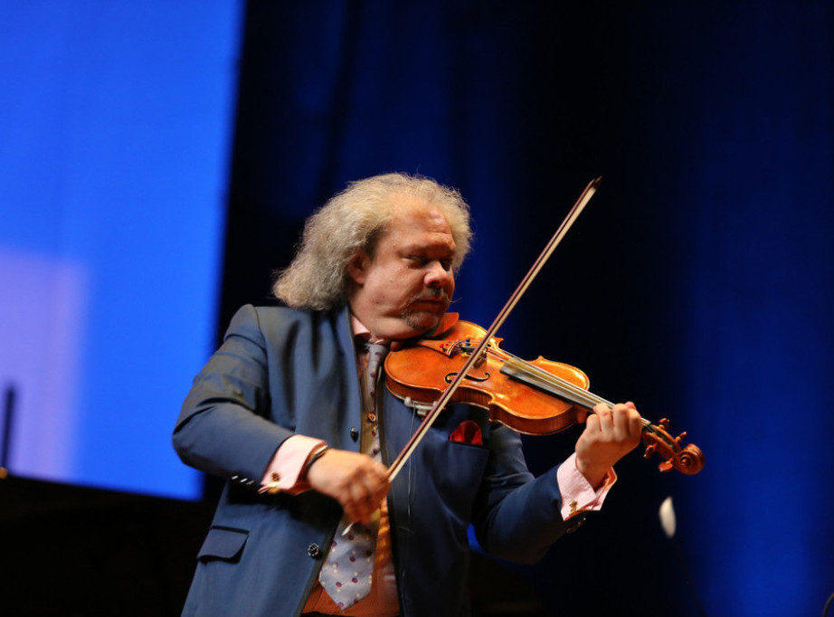 Violinista Robi Lakatoš nastupiće na koncertu Barcelona Gipsy Balkan Orchestra 17. oktobra u Beogradu