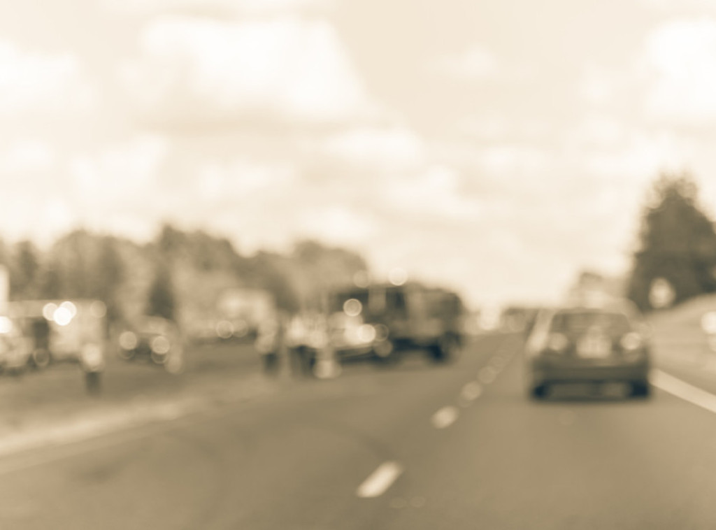 Jedna osoba poginula u nesreći u Ovčarsko-kablarskoj klisuri, dve teško povređene