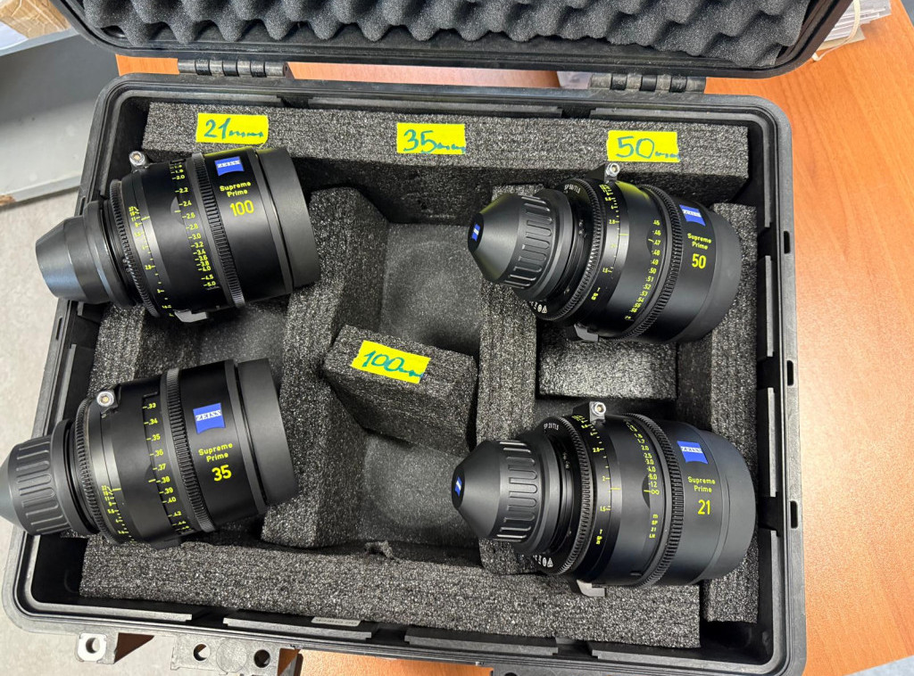 Carinski službenici sprečili krijumčarenje video opreme u vrednosti od 52.000 evra