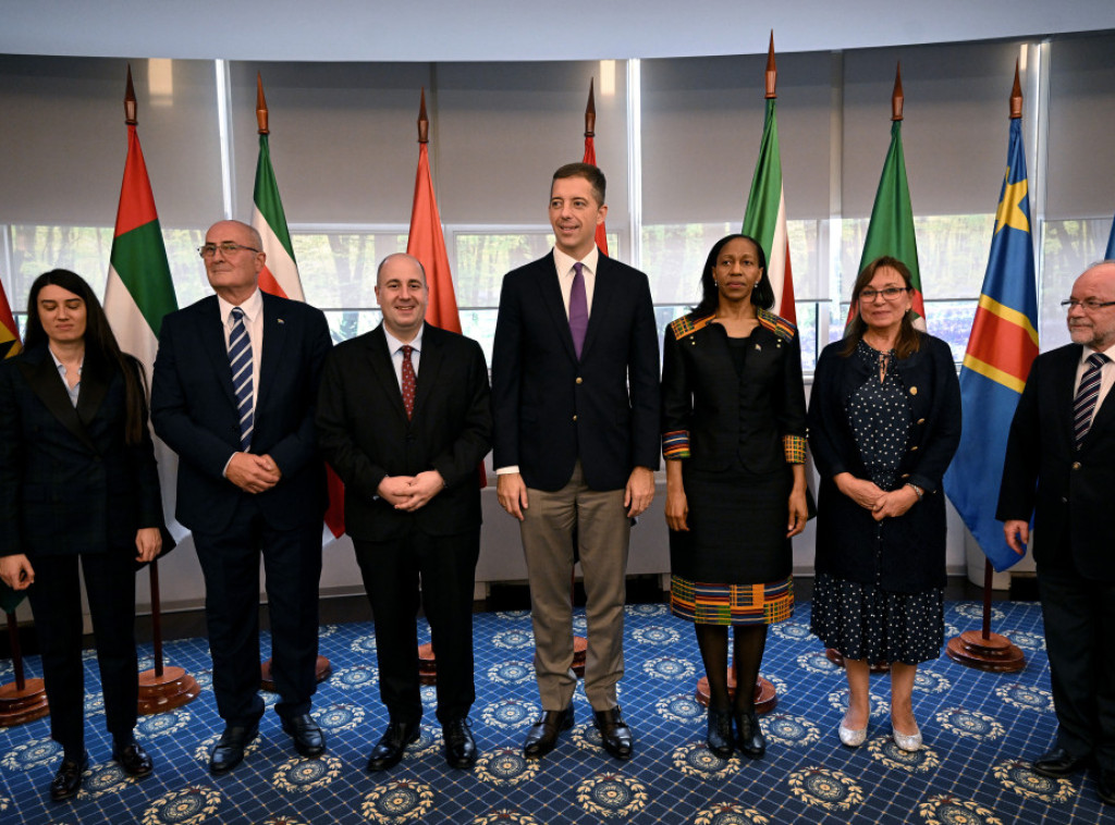 Đurić na otvaranju konzulata Republike Južne Afrike u Beogradu: Predložiću da ulica u Beogradu bude nazvana po Mandeli