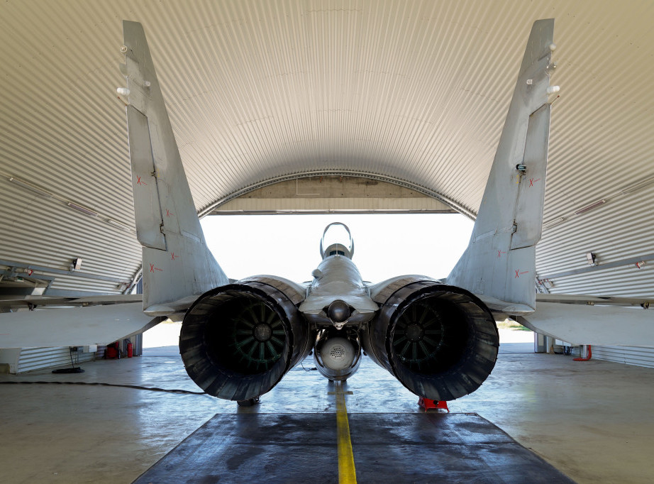 EU može da oslobodi zalihe goriva za mlazne avione ako se poremećaji u Ormuzu nastave