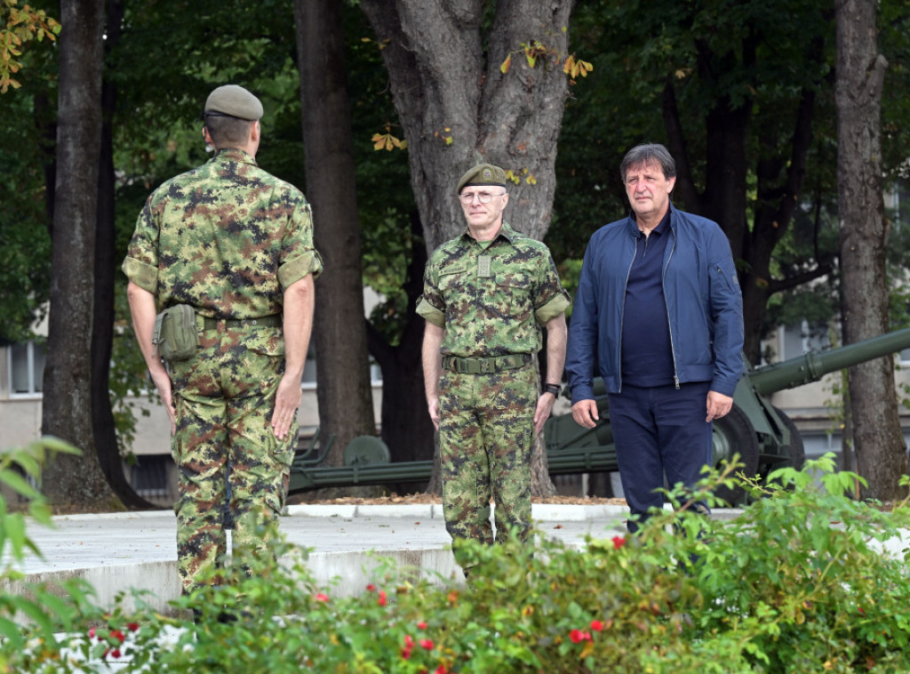 Bratislav Gašić: Završna faza priprema za vojnu paradu odvija se po planu