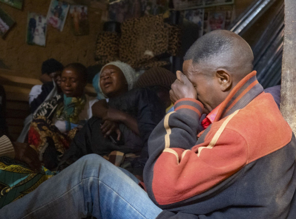 U prevrtanju motornog čamca u Kongu poginulo najmanje 86 ljudi