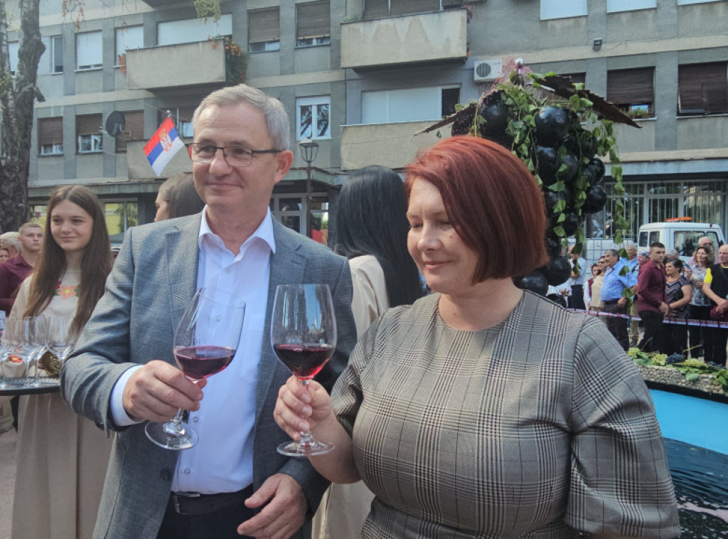 Dragan Glamočić: Župa ima posebno mesto u očuvanju tradicije i unapređenju proizvodnje vina