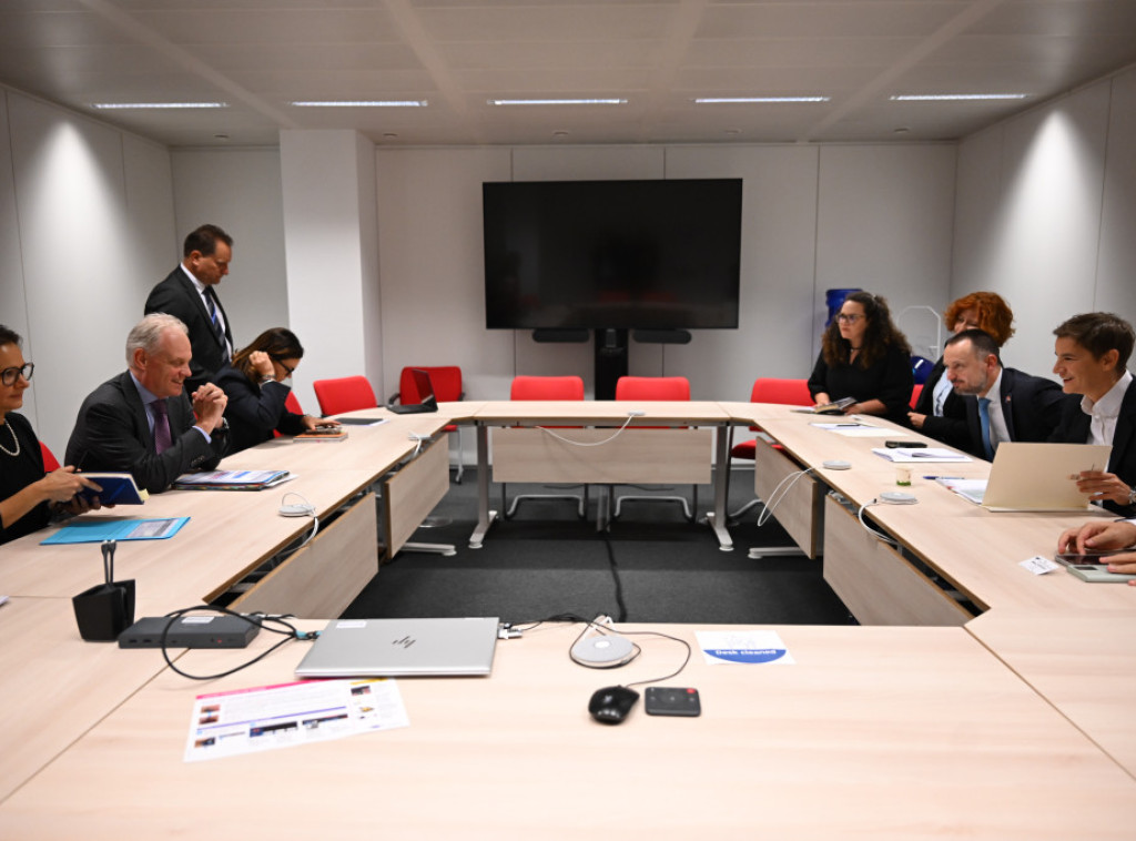 Brnabić: Sastanci u Briselu veoma dobri, glavna tema Klaster 3