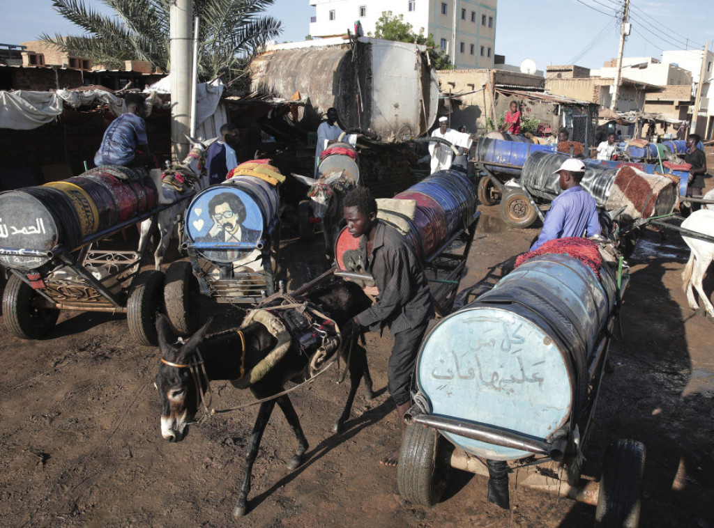 SAD, Saudijska Arabija, Ujedinjeni Arapski Emirati i Egipat pozvali na tromesečno humanitarno primirje u Sudanu