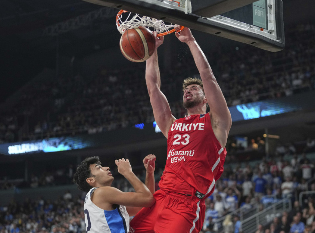 Košarkaši Turske drugi put u istoriji u finalu Evropskog prvenstva