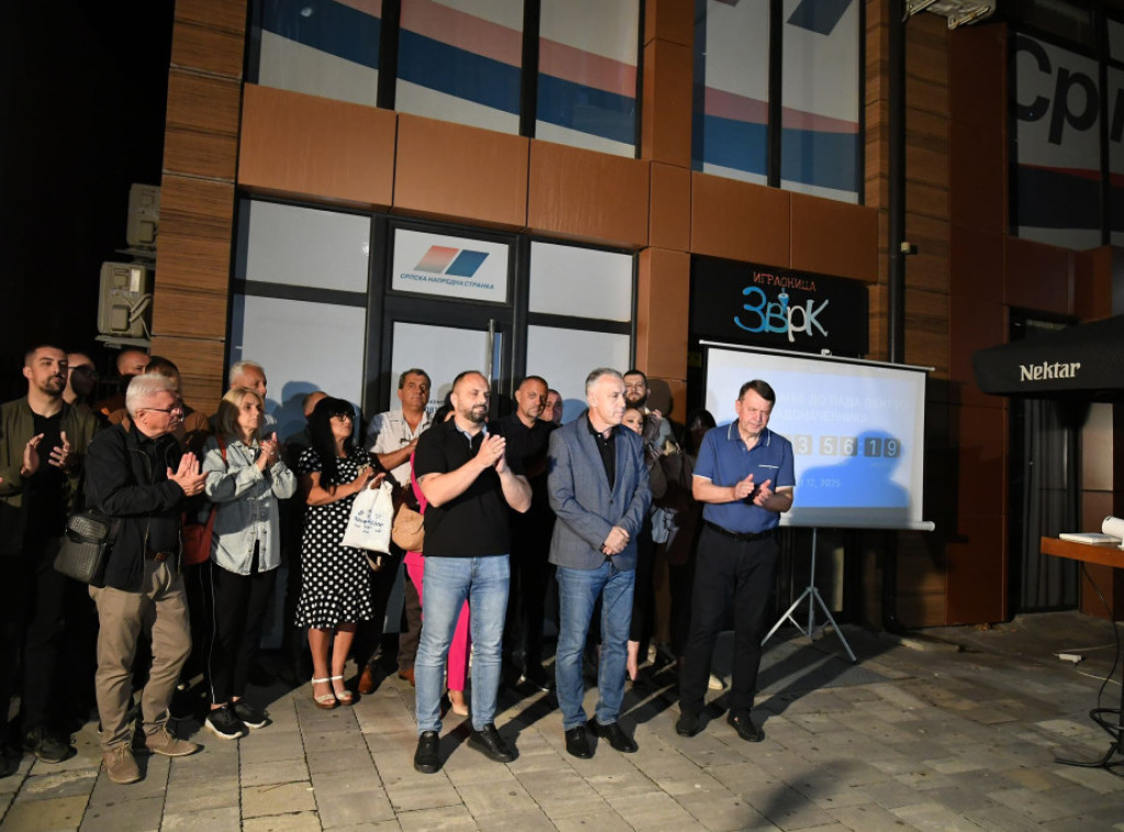 Srpska lista u ponoć počela izbornu kampanju; Elek: Glas za Srpsku listu je glas za opstanak srpskog naroda