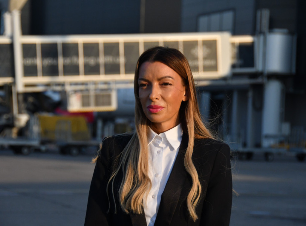 Adrijana Mesarović se susrela sa mitropolitom bačkim Irinejem