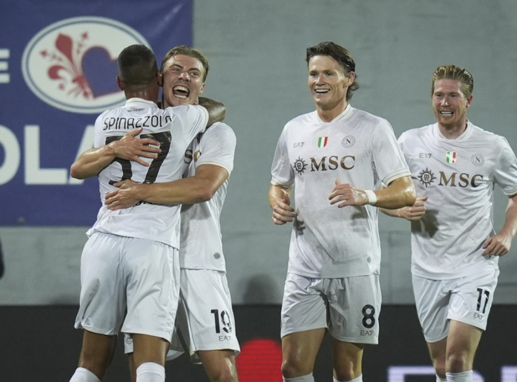 Fudbaleri Napolija pobedili Fiorentinu u trećem kolu Serije A