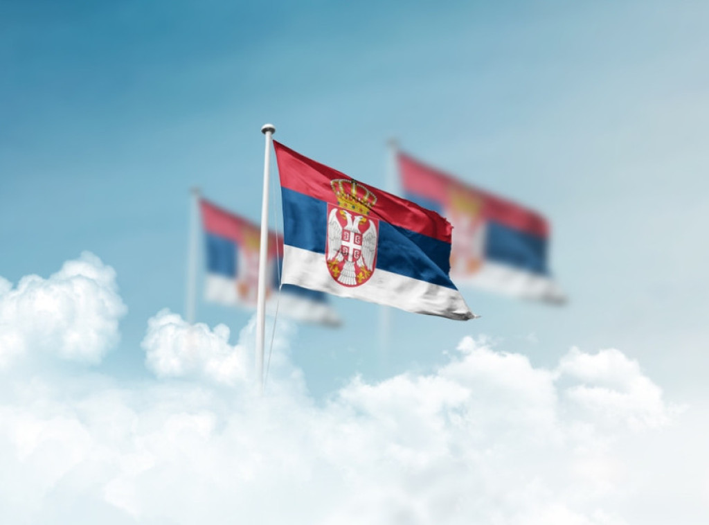 Na mostu Bratoljub preko reke Drine spojene zastave Srpske i Srbije