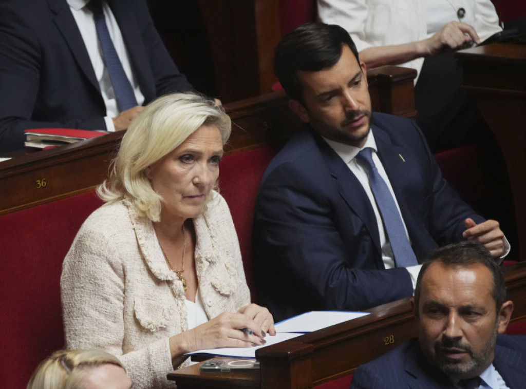 Marin Le Pen: Vladi Lekornija će biti izglasano nepoverenje za nekoliko nedelja ili meseci