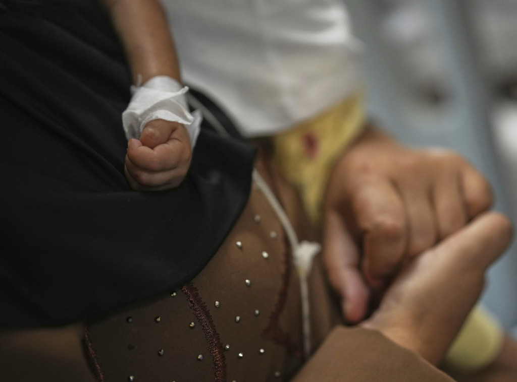 Ministarstvo zdravlja: Prva grupa bolesne i povređene dece iz Gaze upućena u Britaniju