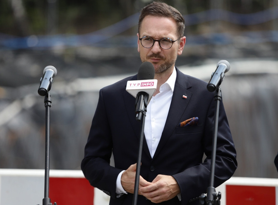 U Briselu izrešetan automobil poljskog poslanika Valdemara Bude