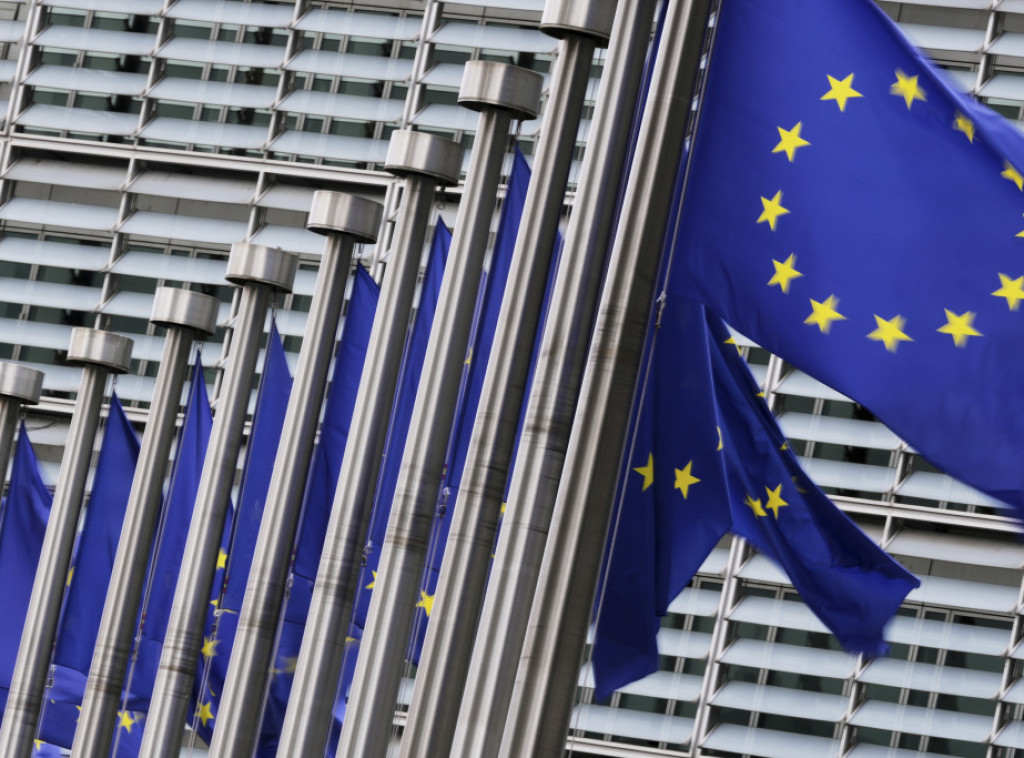 Industrijska proizvodnja u evrozoni u julu mesečno porasla za 0,3 odsto