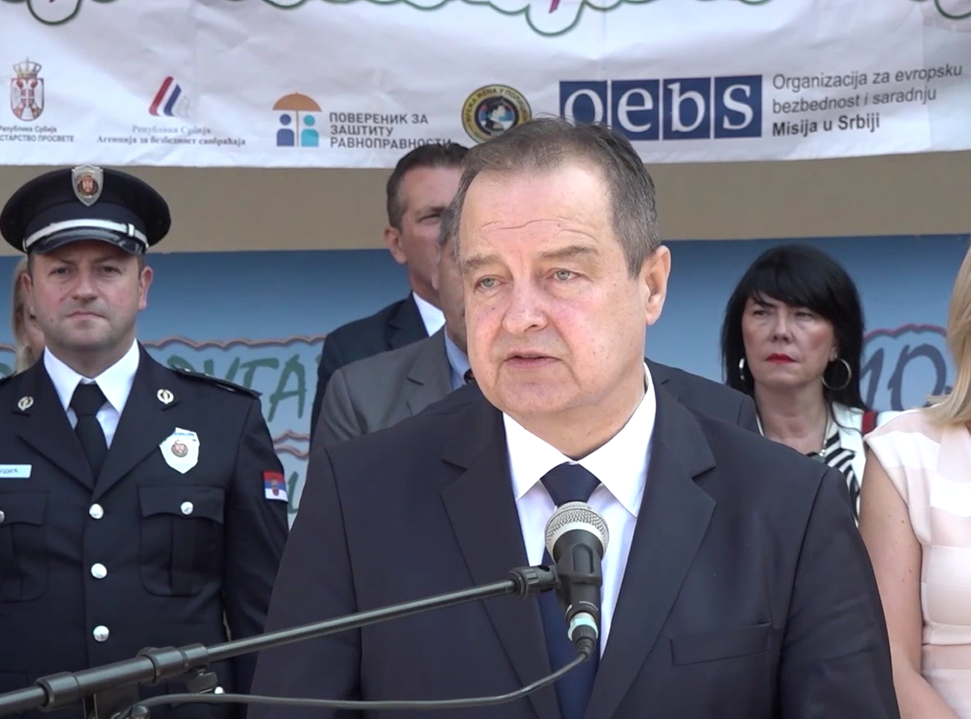 Dačić: Bezbednost dece i učenika u vrhu prioriteta MUP-a