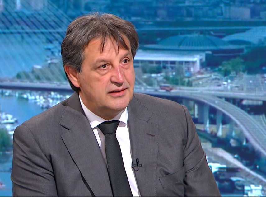 Gašić: U planu stalno zaposlenje za vojnike nakon isteka prvog ugovora