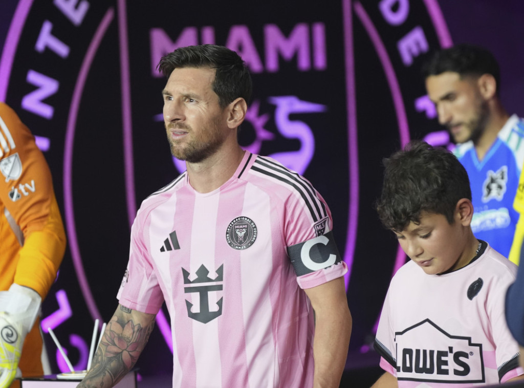 Argentinski fudbaler Lionel Mesi dogovorio produženje ugovora sa Interom iz Majamija