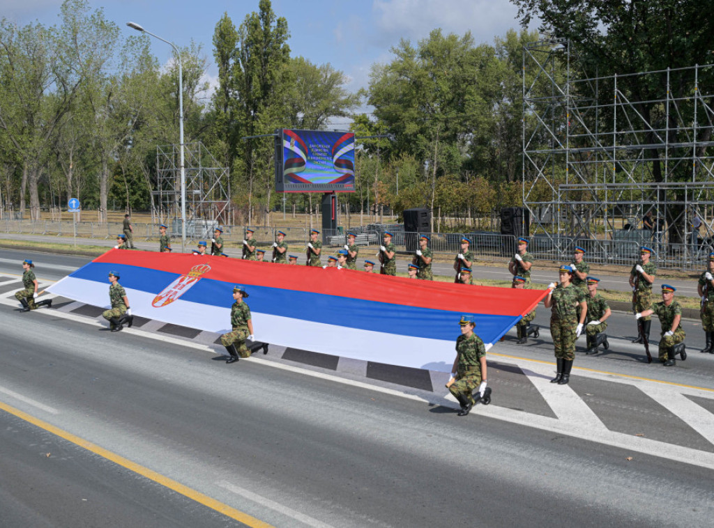 Sombor organizuje besplatan prevoz građana na vojnu paradu "Snaga jedinstva" u subotu