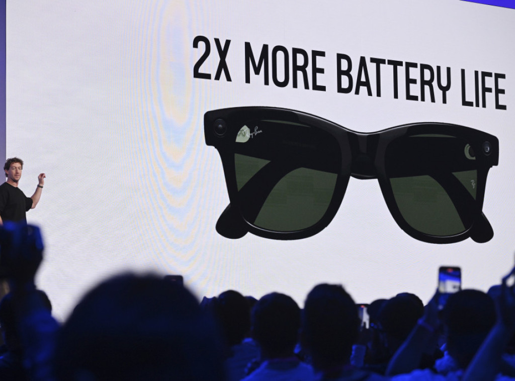 Meta predstavila nove naočare Rej-Ban sa ugrađenim displejem za aplikacije