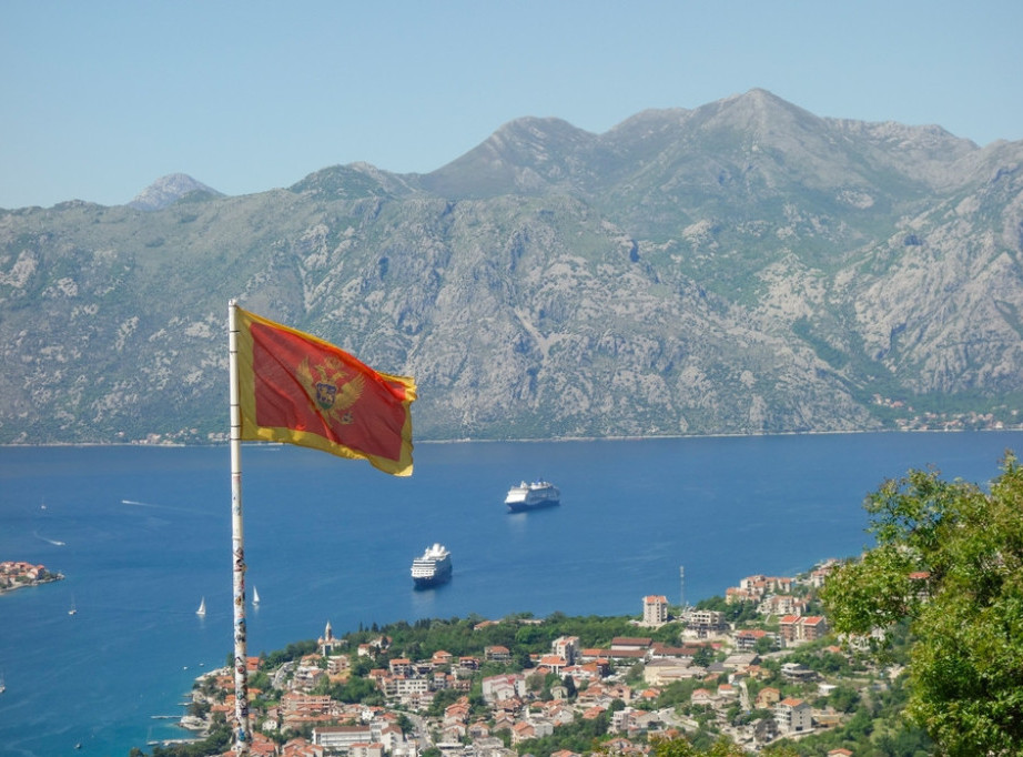 MUP: U Crnoj Gori privremeno boravi ili radi gotovo 100.000 stranaca