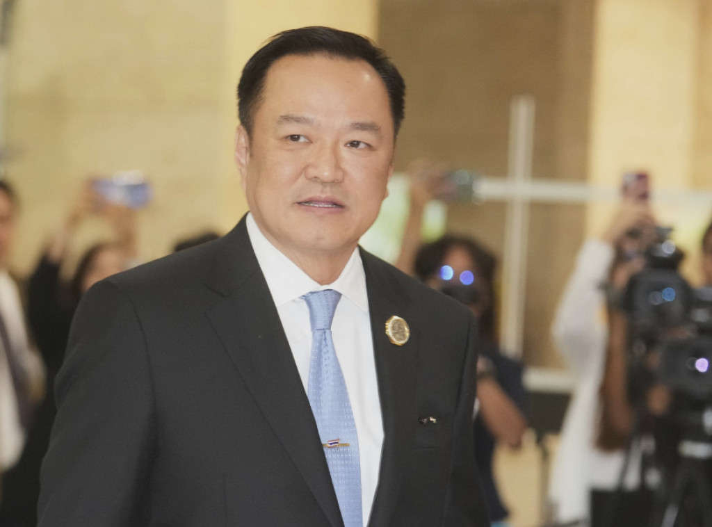 Tajlandski kralj odobrio novu vladu na čelu sa premijerom Anutinom Čarnvirakulom