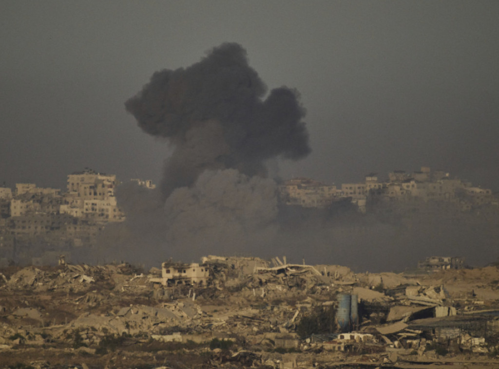 Vazduhoplovne snage Izraela pogodile 100 meta u Pojasu Gaze