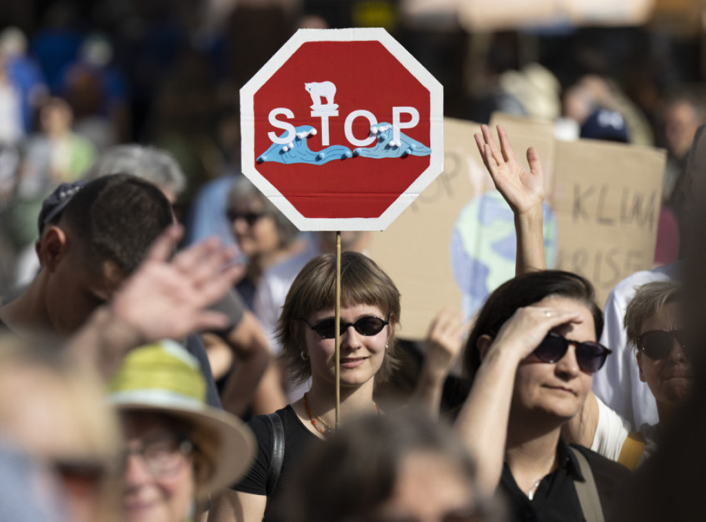 Širom Nemačke protesti zbog klimatskih promena i prava na abortus