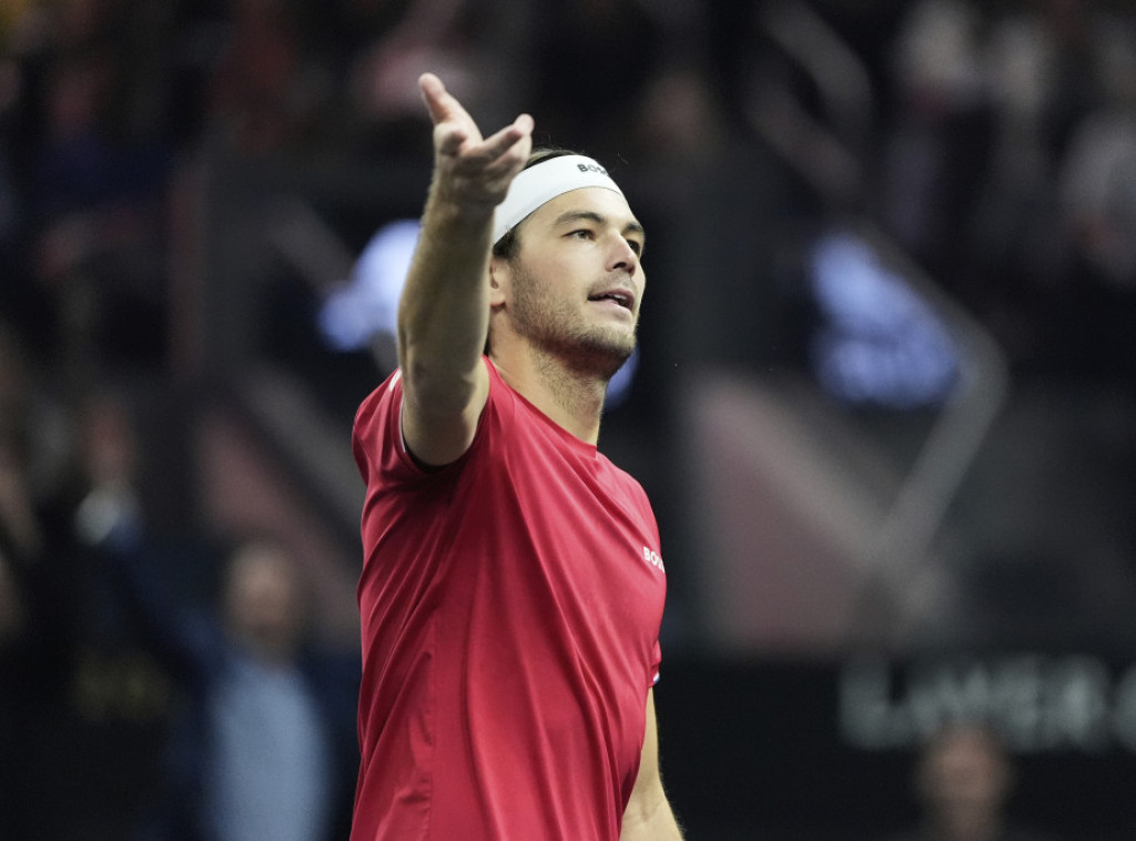 Fric pobedio Alkaraza, Serundolo nadigrao Runea na Lejver kupu