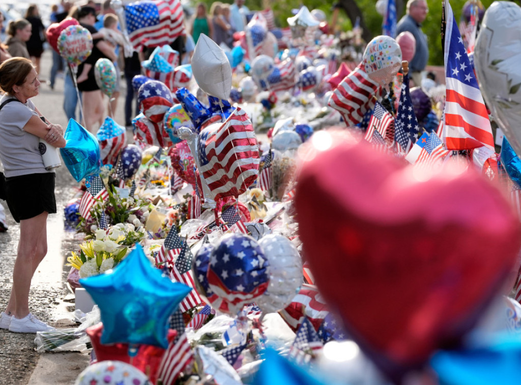 Desetine hiljada ljudi okupile se u Finiksu uoči komemoracije za Čarlija Kirka