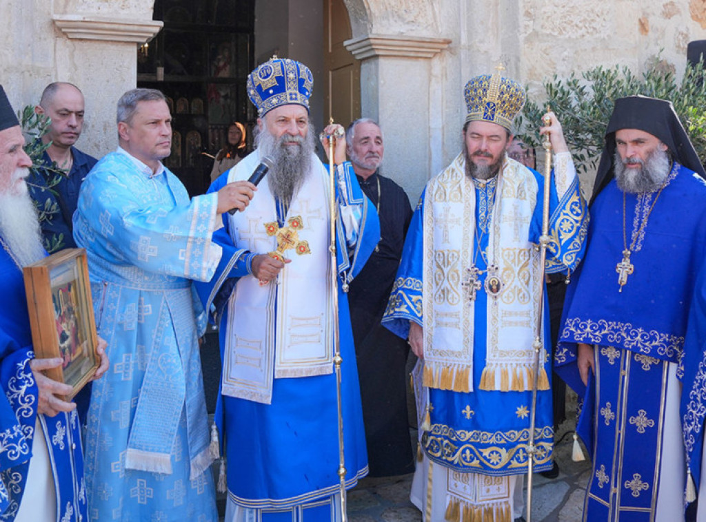 Porfirije služio liturgiju u manastiru Rajinovac povodom praznika Mala Gospojina