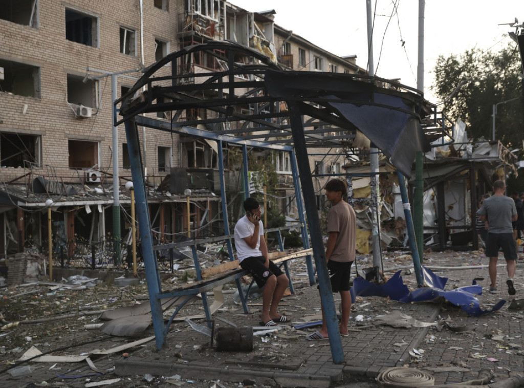 U granatiranju Zaporoške oblasti ranjeno 12 ljudi
